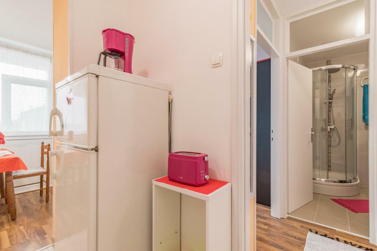 Cosy Apartment Zupanic Pula Exterior photo